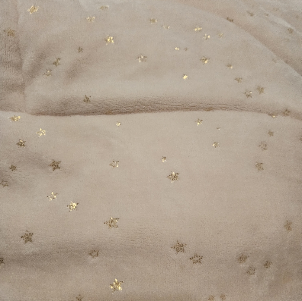 Ugg comforter - Picture 3 of 3